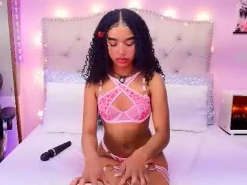 Freechat naomi_star8 on Chaturbate