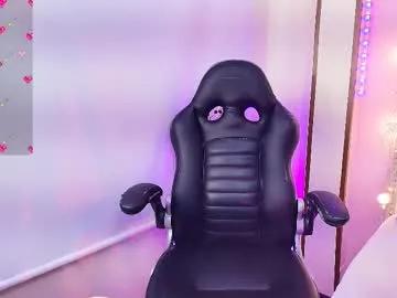 Freechat naomi_star8 on Chaturbate