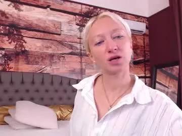 natalie_bitton — 88/77/66my special levels that gets me in a hotter mood!Try them on and let's see if u think u can make me cum? #french #british #blonde #smalltits #squirt