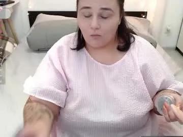 Freechat naughtykiss22 on Chaturbate