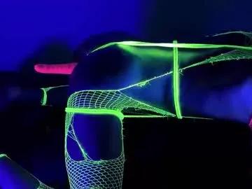 neon_xxx — Sensual UV light show #muscles #fuckmachine #anal #shibari