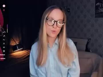 nicolavanderbie — Your little angel here! GOAL: Let's start our party <3 #new #shy #18 #teen #skinny [15 tokens remaining]