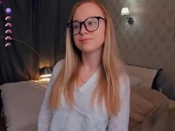 Freechat nicolavanderbie on Chaturbate