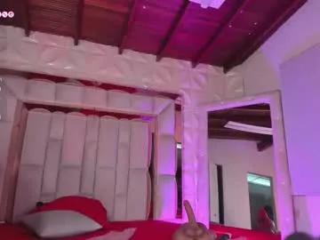Freechat nicole_cooper_ on Chaturbate