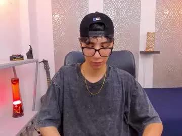 Freechat nikolay_gregori on Chaturbate