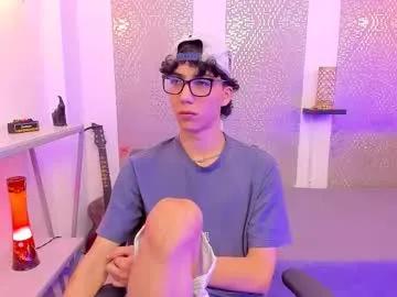 Freechat nikolay_gregori on Chaturbate