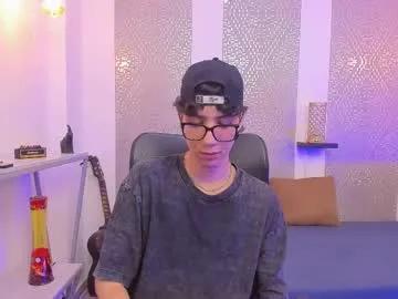 Freechat nikolay_gregori on Chaturbate