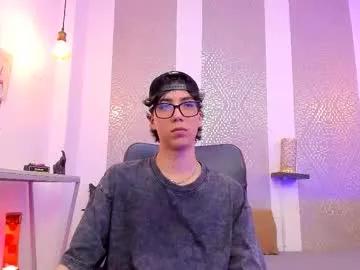 Freechat nikolay_gregori on Chaturbate