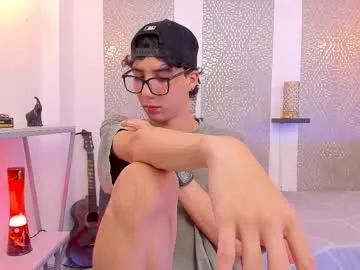 Freechat nikolay_gregori on Chaturbate