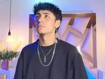 noah_clark_nom — GOAL: Sexy Dance [10 tokens remaining] Welcome to my room! #slim #young #twink #latin #new