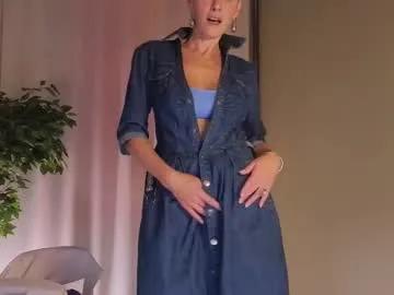 nymphvariety — tease with legs #bigboobs #blonde #milf #nonude #new [87 tokens remaining]