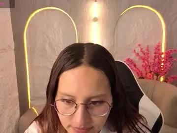 nyx_tamy_tx — Hi Im back! pvt 6/min #18 #daddysgirl #milk #bignipples  #braces