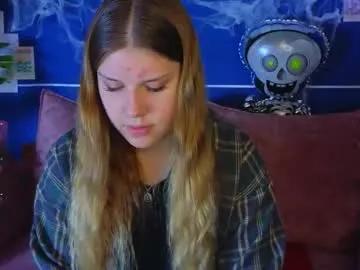 ohh_caitlyn — GOAL: Keep eyes looking at you [78 tokens remaining] street outfit checking!fun and love #new #18 #blonde #bigass #curvy
