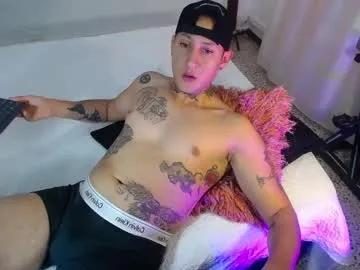 oliver_daviss — GOAL: hard cock [42 tokens remaining] new guy but willing to enjoy my sexuality with you  #feet # #bigcock #latino #new #feet