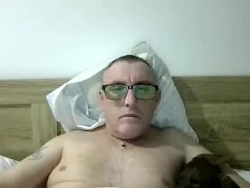 ozzie_male77 — [ pm's cost 25 tokens )
