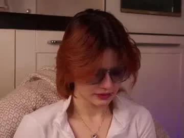 Freechat pebee on Chaturbate