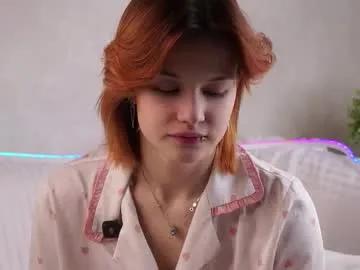 Freechat pebee on Chaturbate