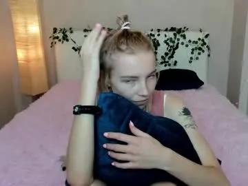 pink_lila18 — sexy dance #new #18 #skinny #cute #shy [100 tokens remaining]