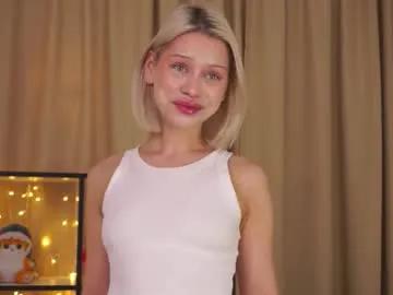platinum_babe — Goal: Lick my finger with eyes contact | Hi guys, I'm #new, my PVT is open, welcome <3 |   #cute #young #lovense #shy [11 tokens remaining]