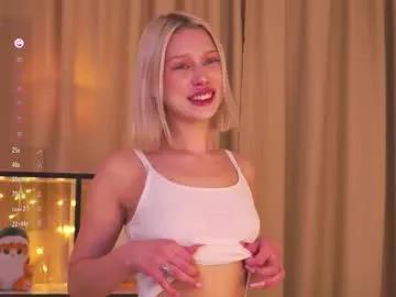 platinum_babe — Goal:Lift up top and squeeze my tits |Hi guys, I'm #new, my PVT is open, welcome <3 |   #cute #young #lovense #shy [11 tokens remaining]