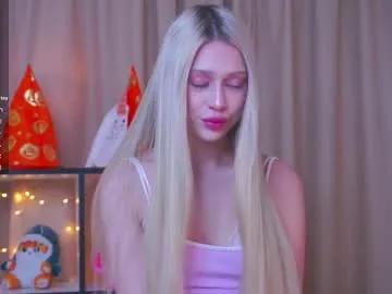 platinum_babe — Goal : Remove shorts and spank ass x3 |Hi guys, I'm #new, my PVT is open, welcome <3 |   #cute #young #lovense #shy [0 tokens remaining]