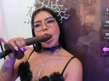 Freechat pocahontas_lantina on Chaturbate