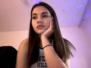 priscilaflores — 4nd STREAM! GOAL - Dance for you ^ #new #teen #shy #cute #skinny [55 tokens remaining]
