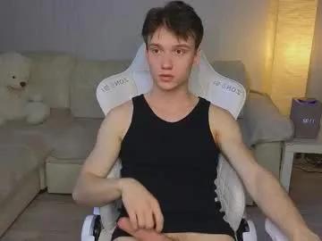 pupsenish on Chaturbate 