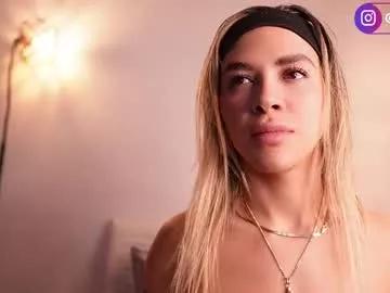 Freechat r4veenn on Chaturbate