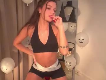 Freechat rainevi on Chaturbate
