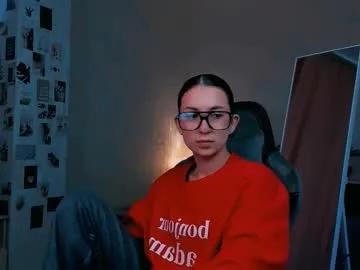 raviolly046 — my third day here Goal: kiss me :3 Im #new there and Im #18 y.o #young #asian girl and sorry for my #shy personality type [15 tokens remaining]