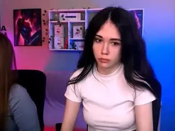 riley_sanders — GOAL: play tits [555 tokens remaining]  welcum to my room  #young #shy #lovense #pvt #18