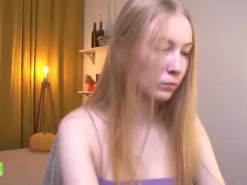 rinavi — welcome dancing ass <3 [12 tokens left] #new your shy princess Vivi <3  #skinny #blonde #young #18