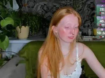 ritasweety18 — GOAL: Eye contact [0 tokens remaining] Welcome to my room! #redhead #bush #cute #natural #18