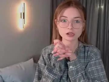 robert_richardss — GOAL: Wink and show the heart to the last tipper [66 tokens remaining] Welcome to my room! #skinny #shy #smalltits #18 #new