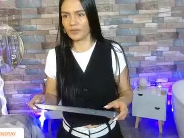 Freechat rosalind_tay on Chaturbate