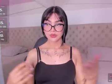 Freechat rosecassie on Chaturbate