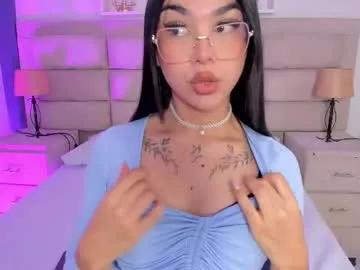 Freechat rosecassie on Chaturbate