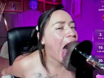 Freechat rosie_jhons on Chaturbate