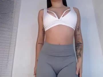 Freechat rosiehw on Chaturbate