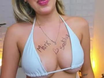 Freechat saliha_pinky on Chaturbate