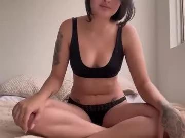 sarahroomie — first day! Goal: Fuck two fingers in my pussy!! [499 tokens remaining] i'm #18 years old and #new here #bigass #lovense #teen