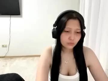 sary_flame — GOAL: Little dance [40 tokens remaining] Let's play with me #18 #asian #cute #lovense #new