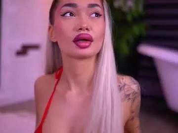 Freechat sashaferrera on Chaturbate