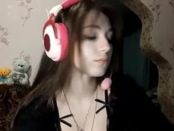 savannasotos — GOAL: missed me? suck my finger just for start these day;) [35 tokens remaining] Hey, i'm, Sophie! Welcome to my room!;) #feet  #cute #new #18 #shy