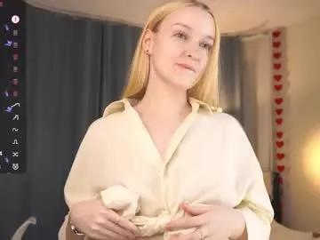sebrinarainha — goal: How about remove one button from my shirt? ~   I turned 18 and have a little fun here! I'm Rina #new #18 #young #shy #lovense [7 tokens remaining]