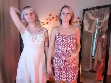selen_s — Goal: Little french kiss for the good start ^^ | Hello guys, we wanna play today ;) ! Looking for some fun and new friends!| #lesbian #couple #skinny #teen #young [33 tokens remaining]