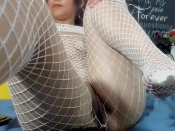 selena_bieber69 — #18 #lovense #daddy #squirt  #deepthroat - Goal: Squirt  [949 tokens left]