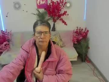 selena_ferreira —  Hot MILF-- big boobs, make me moan of pleasure  - Multi Goal:  -- aceite sobre mis grandes tetas y follar el dildo con ellas [196 tokens left] #bigboobs #mature #blowjob #milf #hairy