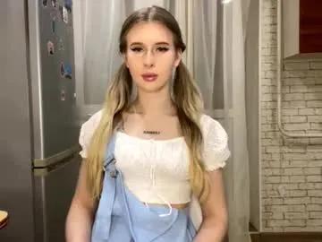 shelapeake — Goal:Show a cool manicure! Heeeeey! I am #new here and your support is very important to me! Thank you! ^^ #teen #18 #blonde #shy [9 tokens remaining]